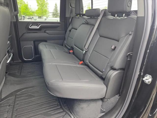 2026 GMC Sierra 2500HD Crew Cab, Standard Bed, SLT, 4WD