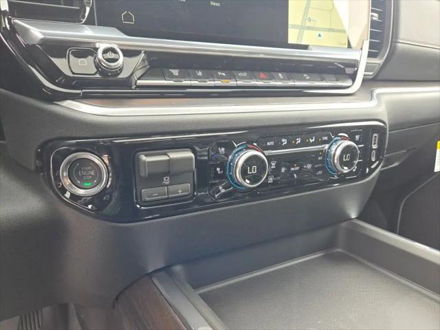 2026 GMC Sierra 2500HD Crew Cab, Standard Bed, SLT, 4WD