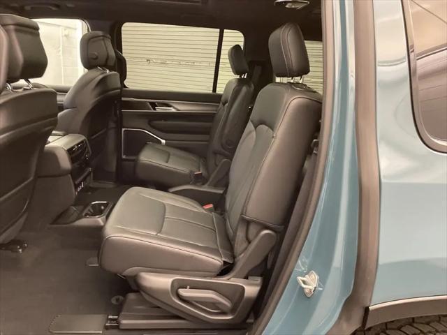 2026 Jeep Grand Wagoneer Upland 4x4