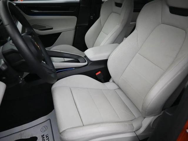 2024 Porsche Macan Electric 4