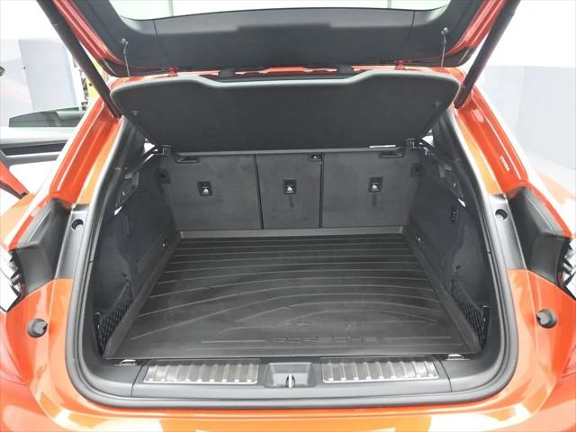 2024 Porsche Macan Electric 4