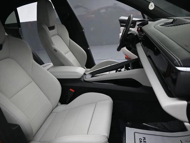 2024 Porsche Macan Electric 4