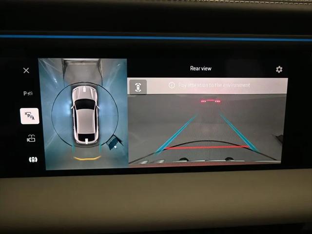 2024 Porsche Macan Electric 4