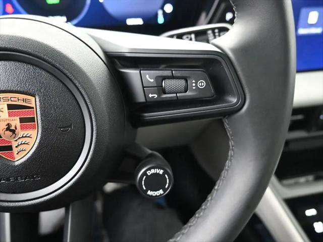 2024 Porsche Macan Electric 4