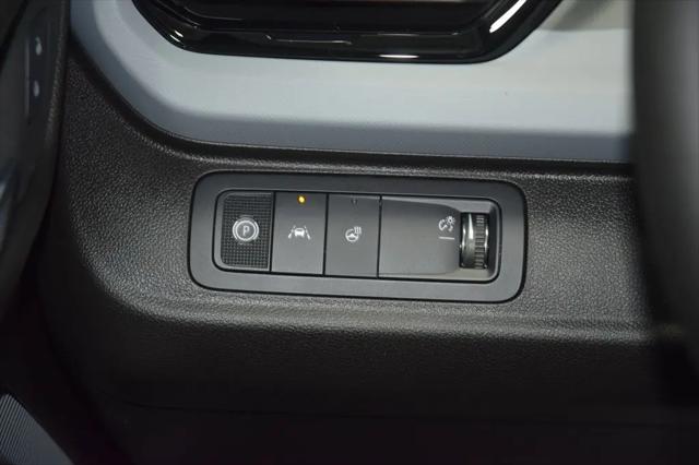 2027 Chevrolet Bolt LT FWD