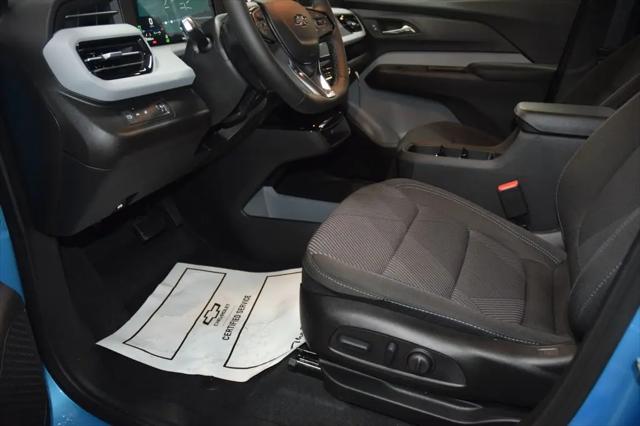 2027 Chevrolet Bolt LT FWD