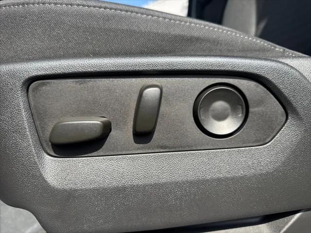 2022 GMC Sierra 1500 4WD Crew Cab Short Box Elevation
