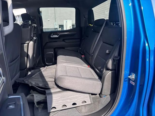 2022 GMC Sierra 1500 4WD Crew Cab Short Box Elevation