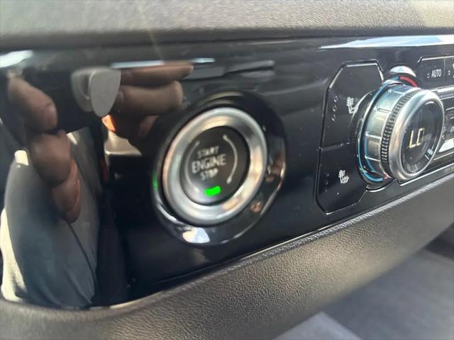 2022 GMC Sierra 1500 4WD Crew Cab Short Box Elevation