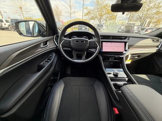 2026 Jeep Grand Cherokee Altitude 4x4