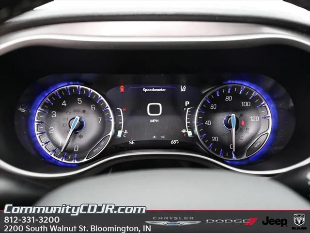 2026 Chrysler Pacifica Select AWD