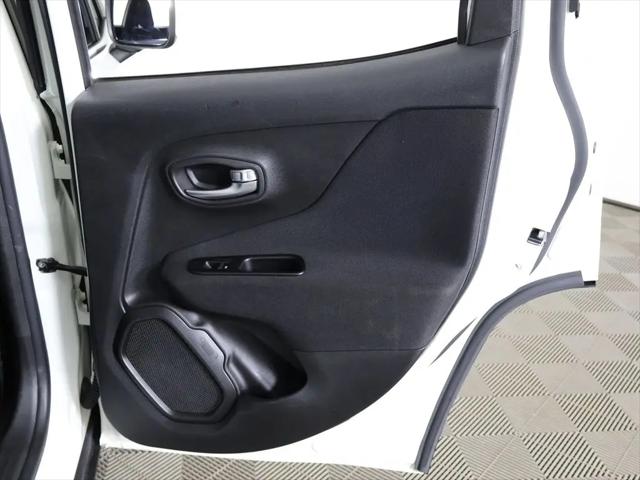 2019 Jeep Renegade Latitude FWD