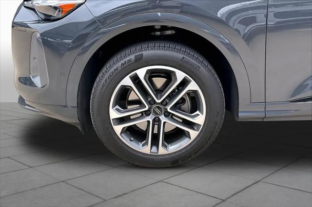 2025 Audi Q5 Premium TFSI quattro S tronic
