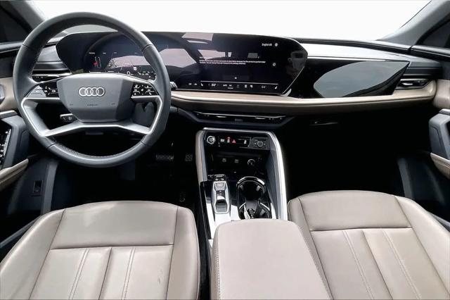 2025 Audi Q5 Premium TFSI quattro S tronic