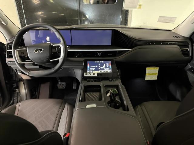 2026 INFINITI QX80 LUXE