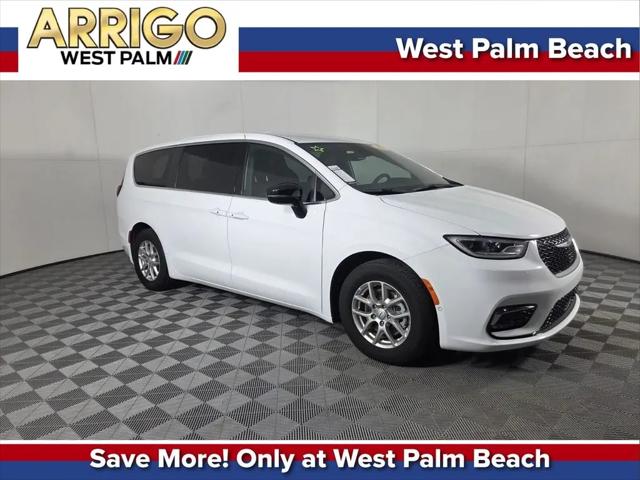 2026 Chrysler Pacifica Select for sale in West Palm Beach, FL