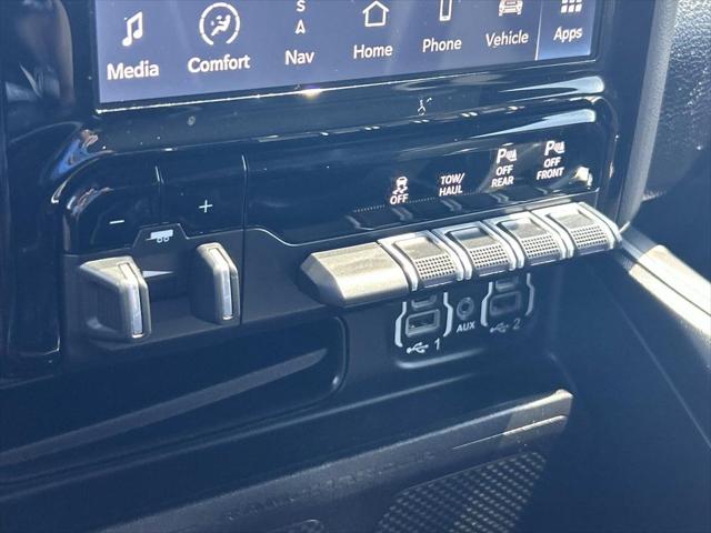 2023 Ram 1500 Laramie Crew Cab 4x4 5'7" Box
