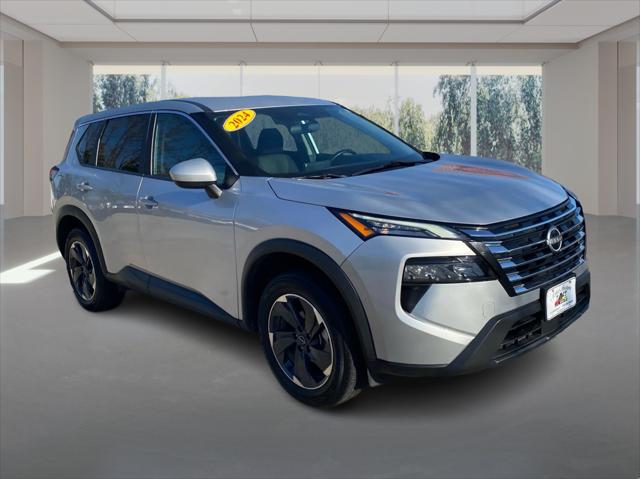 2024 Nissan Rogue SV FWD for sale in Des Moines, IA