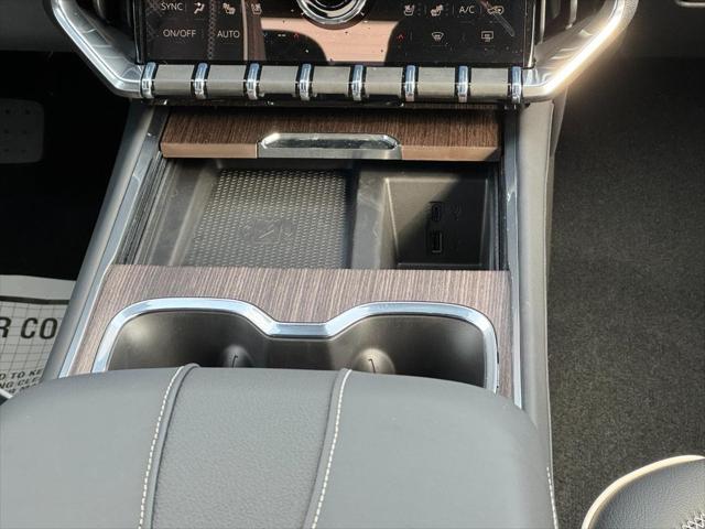 2026 GMC Acadia Denali AWD