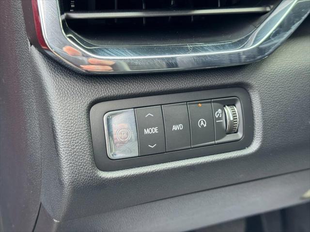 2026 GMC Acadia Denali AWD