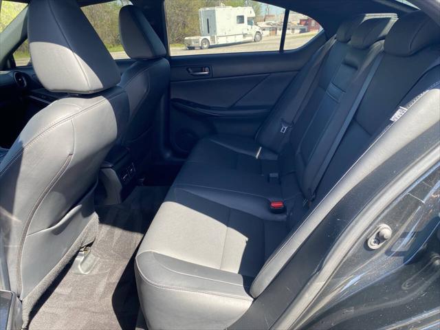2021 Lexus IS 300 Base 4dr Sedan