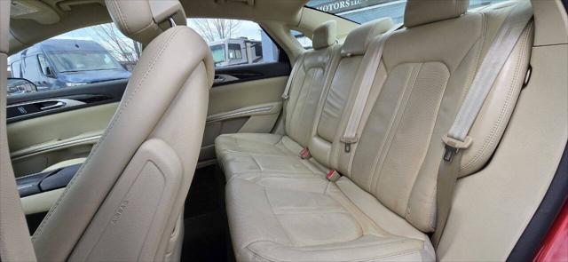 2013 Lincoln MKZ Base 4dr Sedan