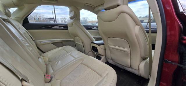 2013 Lincoln MKZ Base 4dr Sedan