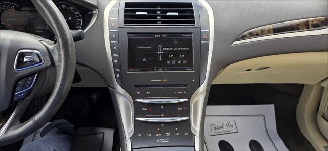 2013 Lincoln MKZ Base 4dr Sedan