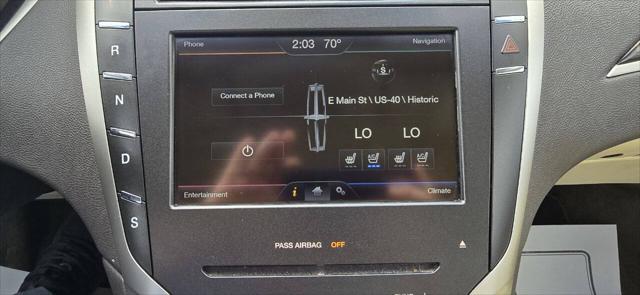 2013 Lincoln MKZ Base 4dr Sedan