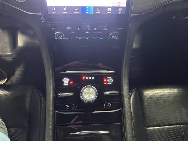 2022 Jeep Grand Cherokee L Overland 4x4