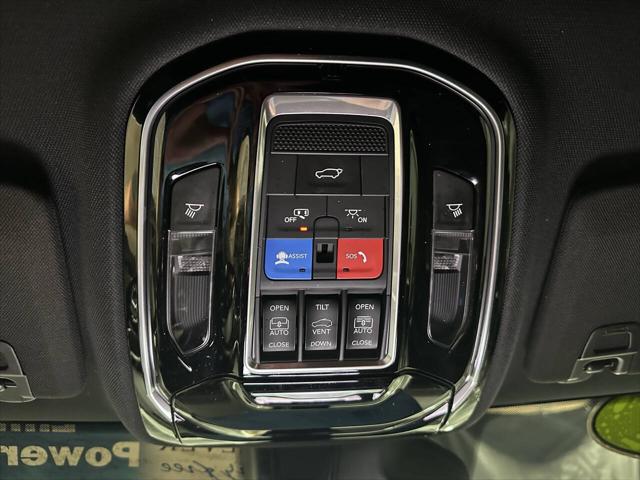 2022 Jeep Grand Cherokee L Overland 4x4