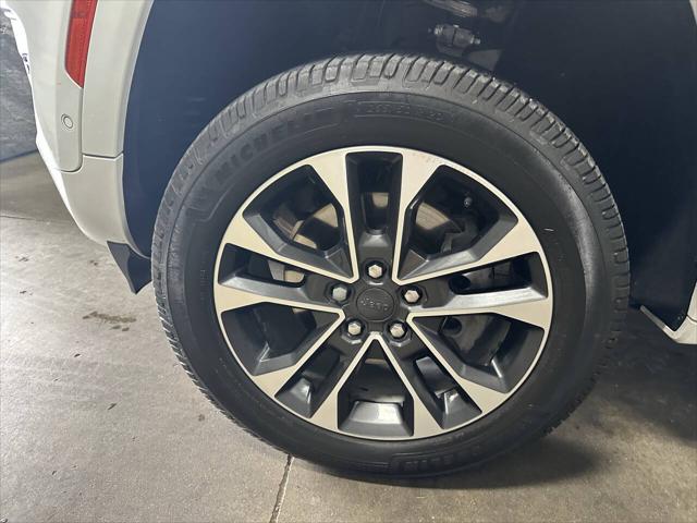 2022 Jeep Grand Cherokee L Overland 4x4