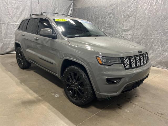 2022 Jeep Grand Cherokee Laredo X 4x4 for sale in Grand Island, NE