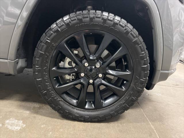 2022 Jeep Grand Cherokee Laredo X 4x4