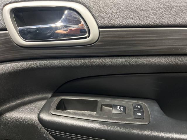 2022 Jeep Grand Cherokee Laredo X 4x4