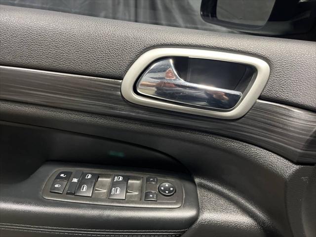 2022 Jeep Grand Cherokee Laredo X 4x4