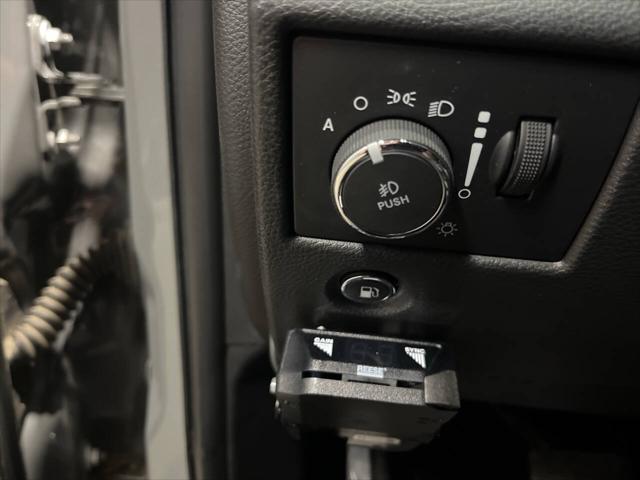 2022 Jeep Grand Cherokee Laredo X 4x4