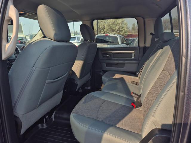 2017 Ram 1500 Big Horn Crew Cab 4x4 64 Box