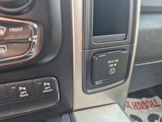 2017 Ram 1500 Big Horn Crew Cab 4x4 64 Box