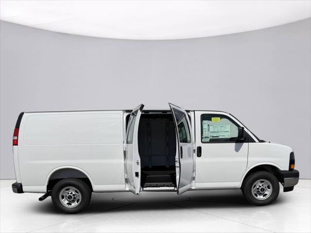 2026 GMC Savana Cargo 2500 Extended Wheelbase, Work Van, RWD