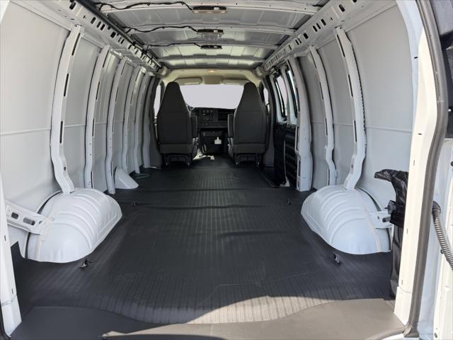 2026 GMC Savana Cargo 2500 Extended Wheelbase, Work Van, RWD