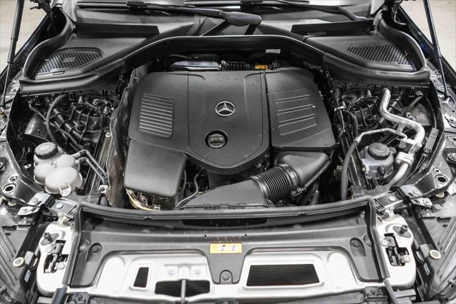 2025 Mercedes-Benz GLC SUV
