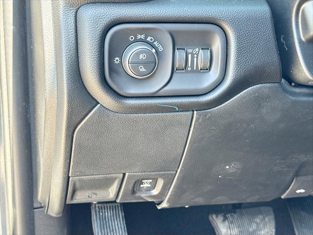 2026 Ram 3500 Laramie Mega Cab 4x4 6'4" Box