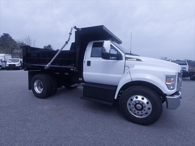 2027 Ford F-750 F-750 SD Diesel Straight Frame