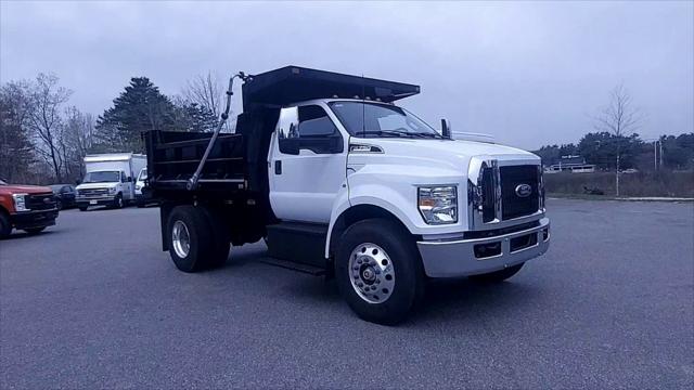 2027 Ford F-750 F-750 SD Diesel Straight Frame