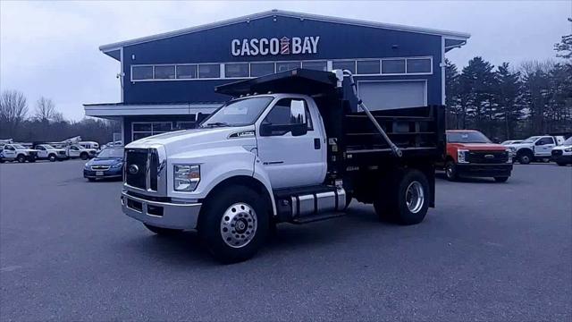2027 Ford F-750 F-750 SD Diesel Straight Frame