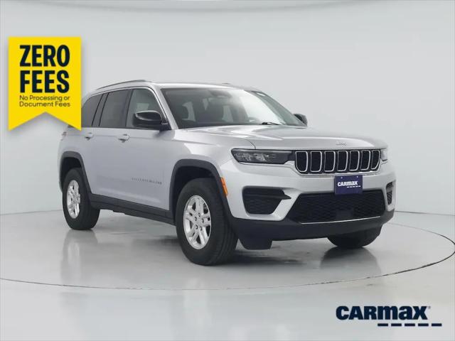 2023 Jeep Grand Cherokee Laredo 4x2 for sale in Milwaukee, WI