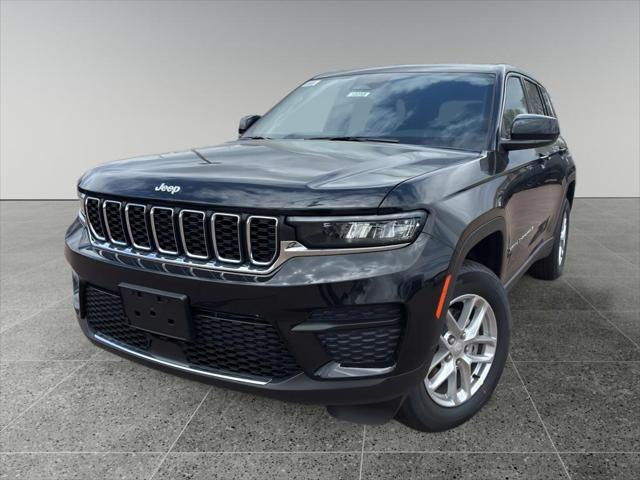 2026 Jeep Grand Cherokee Laredo 4x4 for sale in Wausau , MO