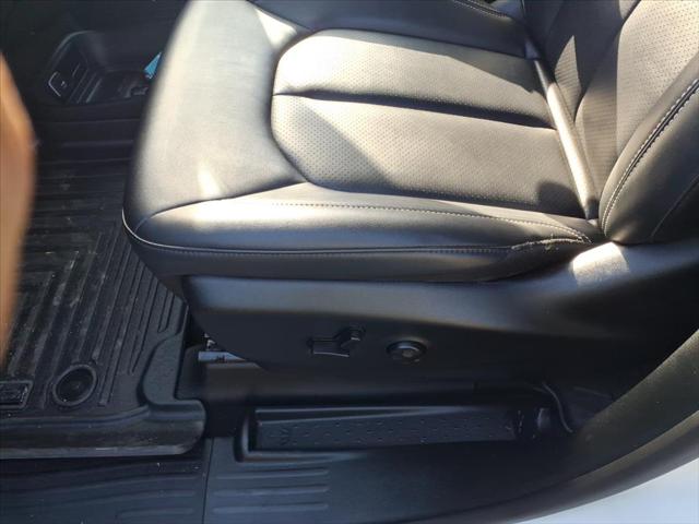 2024 Chrysler Pacifica Hybrid S Appearance Pkg