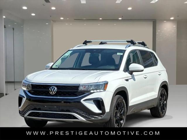 2023 Volkswagen Taos 1.5T SE for sale in Warren, MI